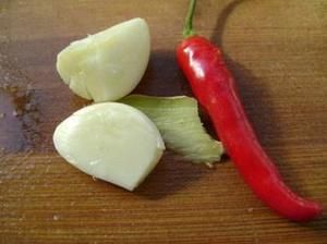 酸辣黄瓜的做法 步骤2