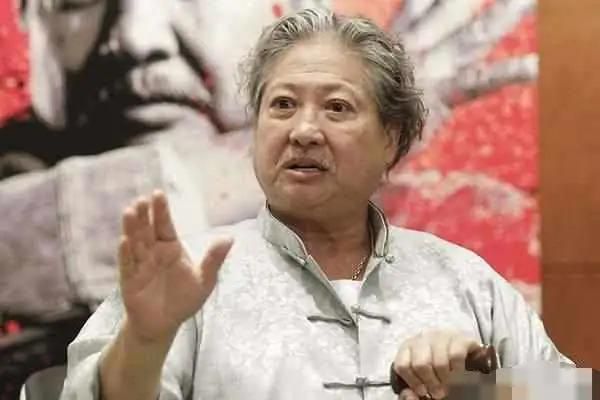 洪金宝减肥原因曝光，为了长寿放弃美食，一个月瘦了十几斤