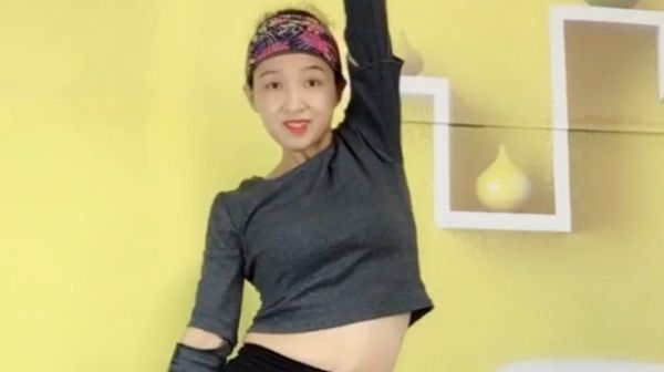 瘦肚子：肚子上的贅肉總減不掉？1組動作堅持一下，甩掉多余脂肪