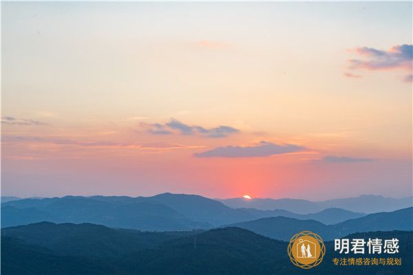 失戀了怎么辦才能最快走出來(lái)?怎么樣才能最快的走出來(lái)
