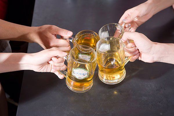 喝酒肚子大怎么减下去