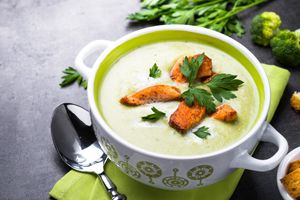 產(chǎn)后一個(gè)月能瘦多少斤
