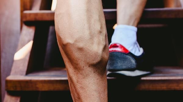 怎么快速瘦肌肉小腿