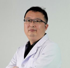 李宏