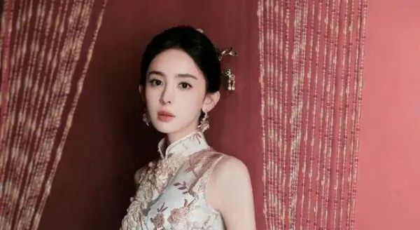 黃曉明婚內(nèi)小三是葉珂?井柏然靠網(wǎng)劇翻身?娜扎被分手暴瘦?李庚希被導(dǎo)演內(nèi)涵?傍上大佬的男新人?(圖6)