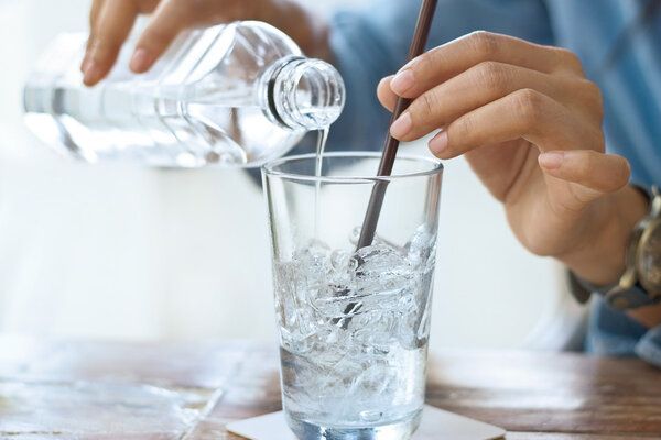 無(wú)論怎么喝水還是口渴