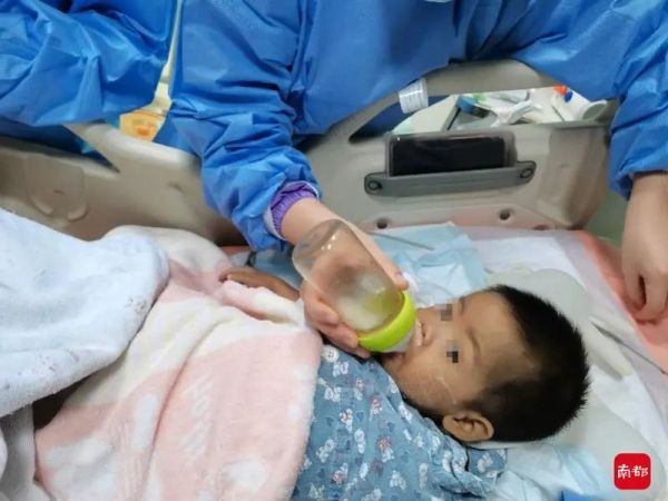 為救女兒，90后爸爸暴走1個(gè)月減重18斤，割肝救女！-幼師課件網(wǎng)第5張圖片