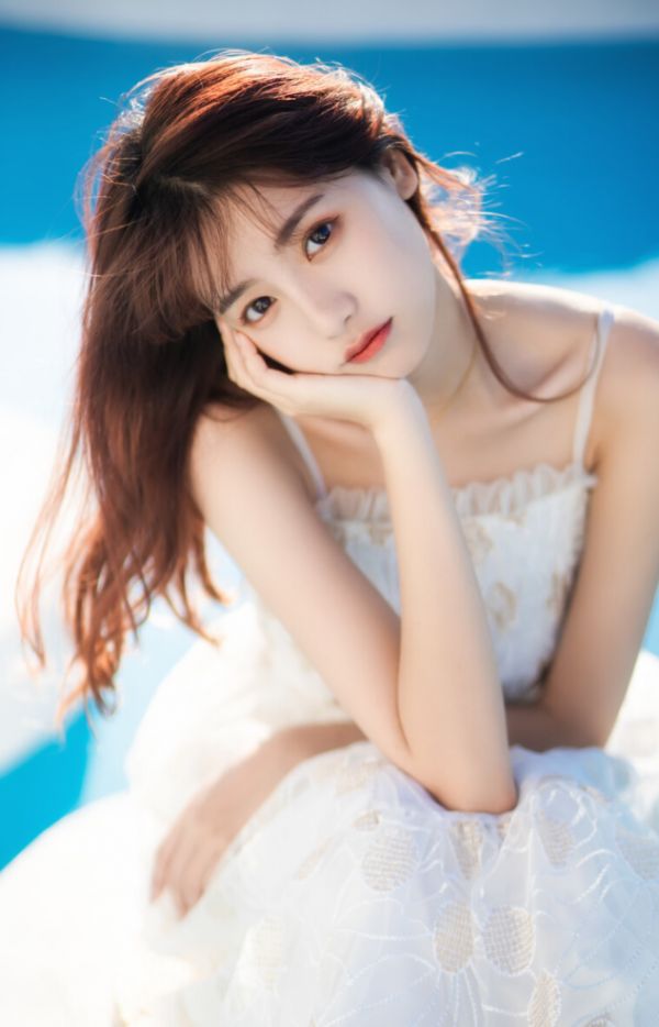 攝影3年，總結(jié)8種手部擺姿，手不知道怎么放的問題，完美解決