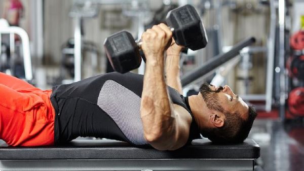 減肥肚臍眼上敷點(diǎn)它一月暴瘦10斤5個(gè)減肥瘦腹最快的方法推薦