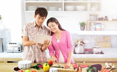女性手心出汗多怎么回事 女性气虚会怎样 女性手心出汗多怎么办
