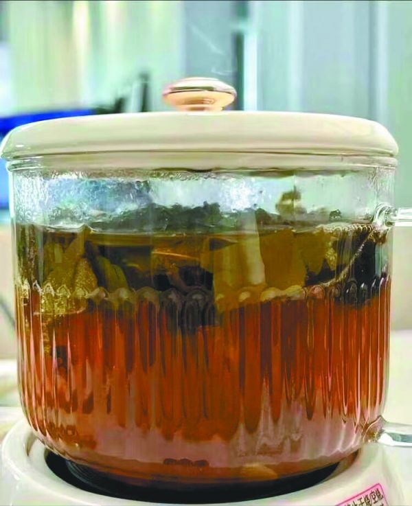 網(wǎng)友自制的烏梅湯