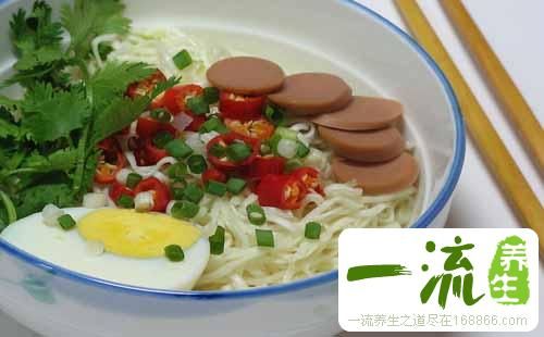 想吃夜宵又不發(fā)胖 教你幾大對(duì)策