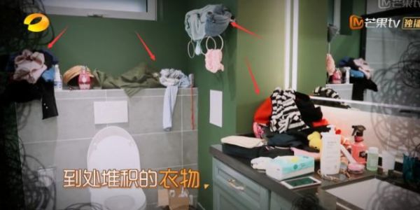 吳昕起床先做瘦腿運(yùn)動(dòng)，一天一餐只吃幾口，拼命減肥昕爸很心疼