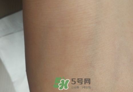奥尔滨健康水可以天天湿敷吗？健康水湿敷要洗脸吗