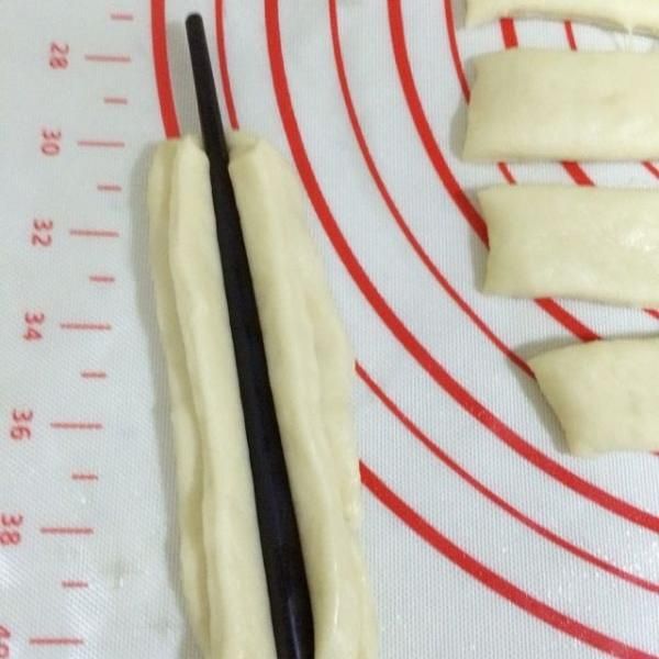 純奶手撕吐司的做法 步驟1