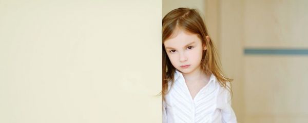 发现10岁女儿看不健康东西怎么办