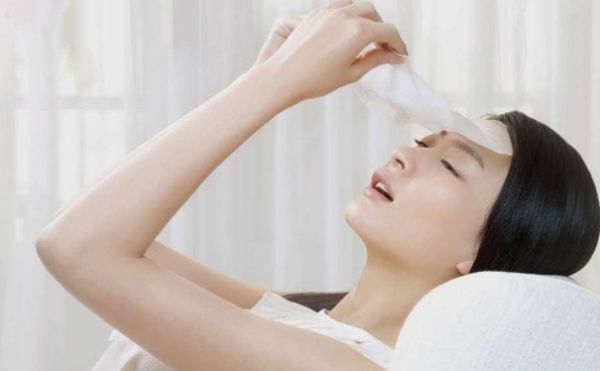 補(bǔ)水面膜敷完怎么做？敷完補(bǔ)水面膜后要做什么？(1)