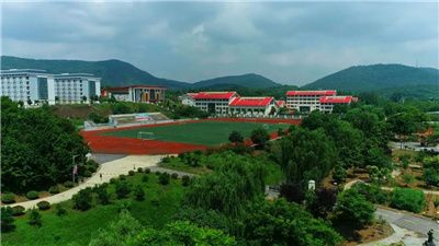 江苏卫生健康职业学院优越的办学条件、校园环境？