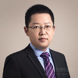 周長民律師