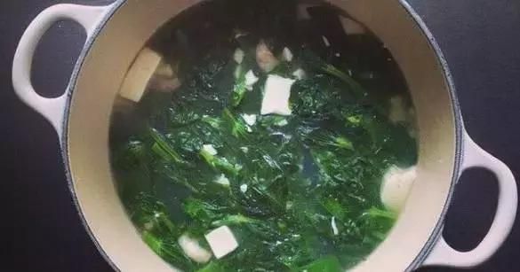 內(nèi)外兼補，一天一碗！1分鐘煲高湯~這個冬天都吃一遍~
