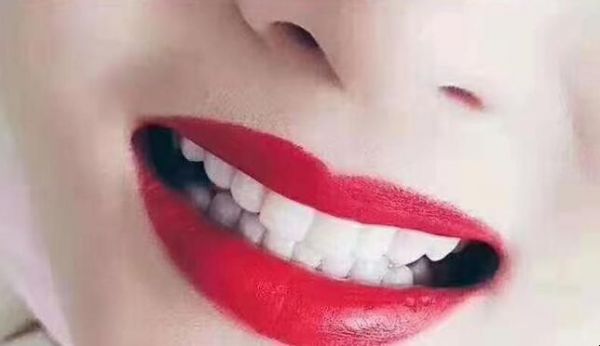 吃貨如何保護牙齒健康圖片 吃貨如何保護牙齒健康視頻(圖1)