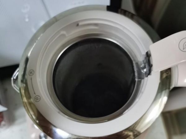 純奶手撕吐司的做法 步驟1