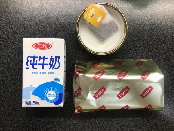 純奶手撕吐司的做法 步驟1