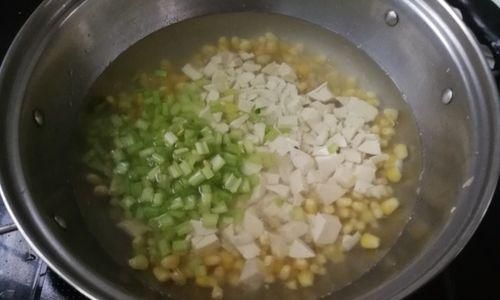 營(yíng)養(yǎng)健康從餐開(kāi)始——雜糧時(shí)蔬飯的制作與分享（多種口味、健康美味兩不誤）