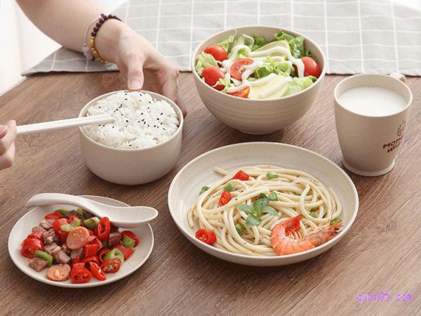 小麥秸稈餐具買回來怎么處理，可以用開水燙嗎