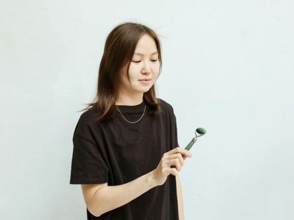 腿部皮膚光滑發(fā)亮