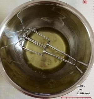 無油酸奶蛋糕---吃出芝士蛋糕D口感和味道，健康之選！的做法 步驟1