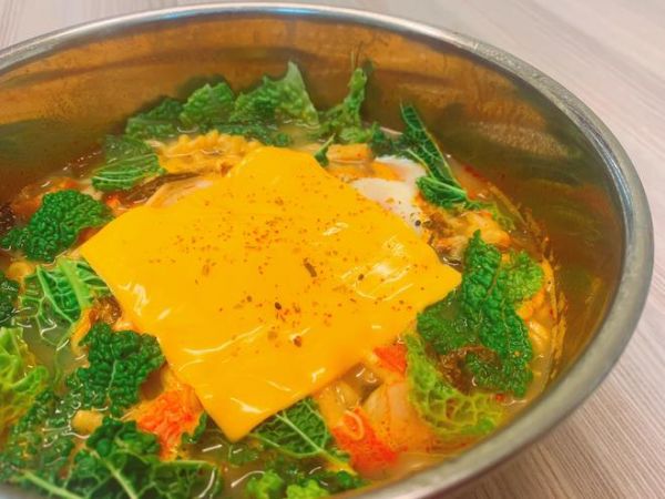 豪华版泡面——宿舍健康日食记的做法