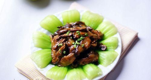 香菇白菜的营养与做法（美味又健康的佳肴/香菇）