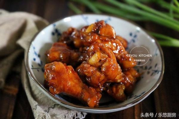雞翅根，肉多骨頭少，十幾塊錢做一盤，孩子最喜歡，連吃好幾個