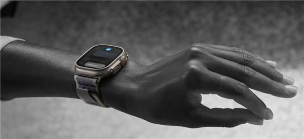 一天爬107層樓 蘋果Apple Watch Ultra 2被曝運動記錄無中生有