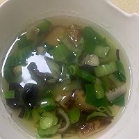 沒有一滴油的健康蔬菜蘑菇湯的做法圖解3