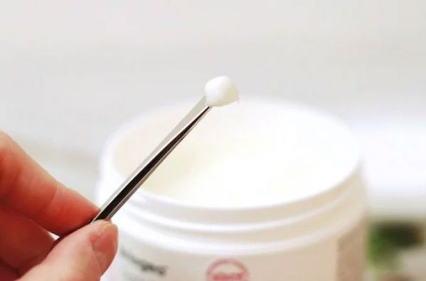 发膜，让头发看起来更健康更有光泽3