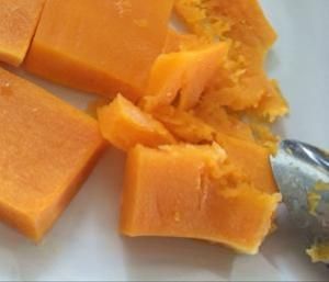 30分鐘的健康餐-南瓜泥布丁的做法步驟 第1步