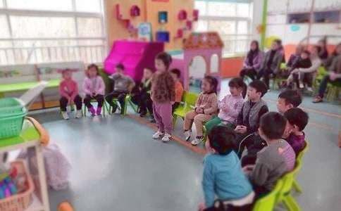 幼兒園中班健康保護(hù)眼睛教案