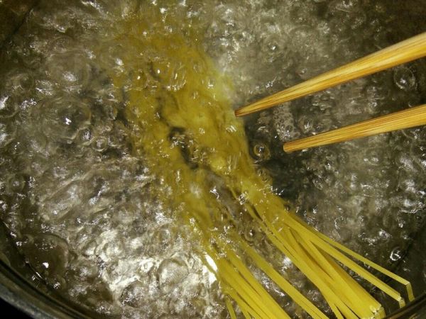 純奶手撕吐司的做法 步驟1