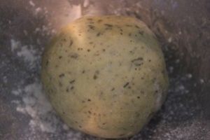 【健康三餐】自制蒜香意大利面的做法步驟 第3步