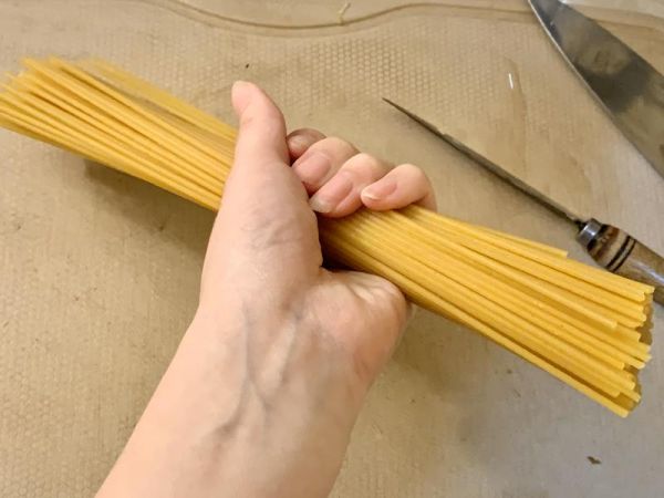 純奶手撕吐司的做法 步驟1