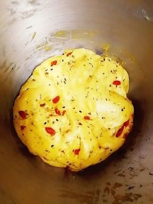 健康養(yǎng)生面包的做法步驟 第2步