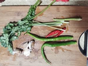 泰式盐烤鲈鱼 美味健康 重返清迈的做法步骤图 第6张