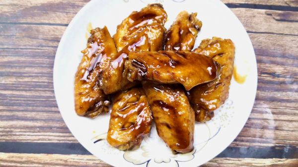 我家小孩最喜歡的可樂(lè)雞翅做法，怎樣的雞翅才新鮮，這才是關(guān)鍵