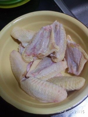 轻松5步搞定健康烤鸡翅的做法步骤 第1步