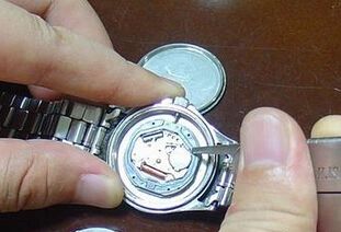 怎么知道手表應(yīng)該更換電池了