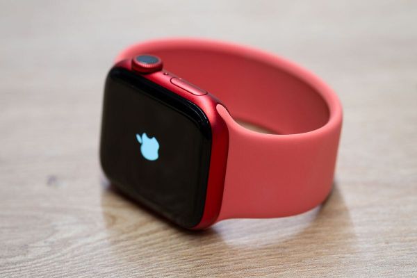 如何知道您的 Apple Watch 電池健康狀況？