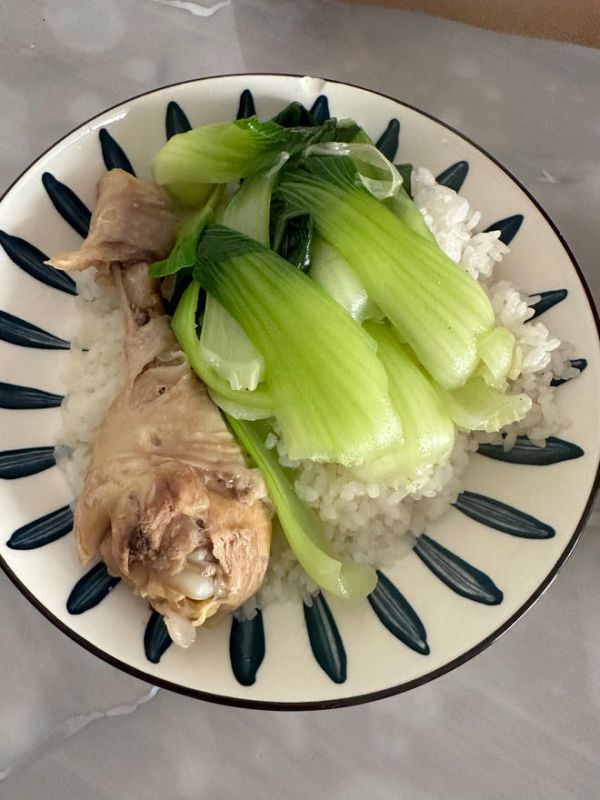 材料最少的最简便健康的清炖鸡腿的做法