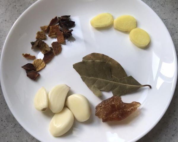 純奶手撕吐司的做法 步驟1